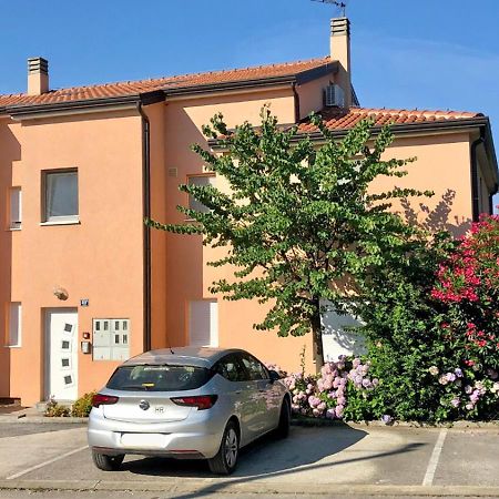 Frank'S Place Porec Bagian luar foto